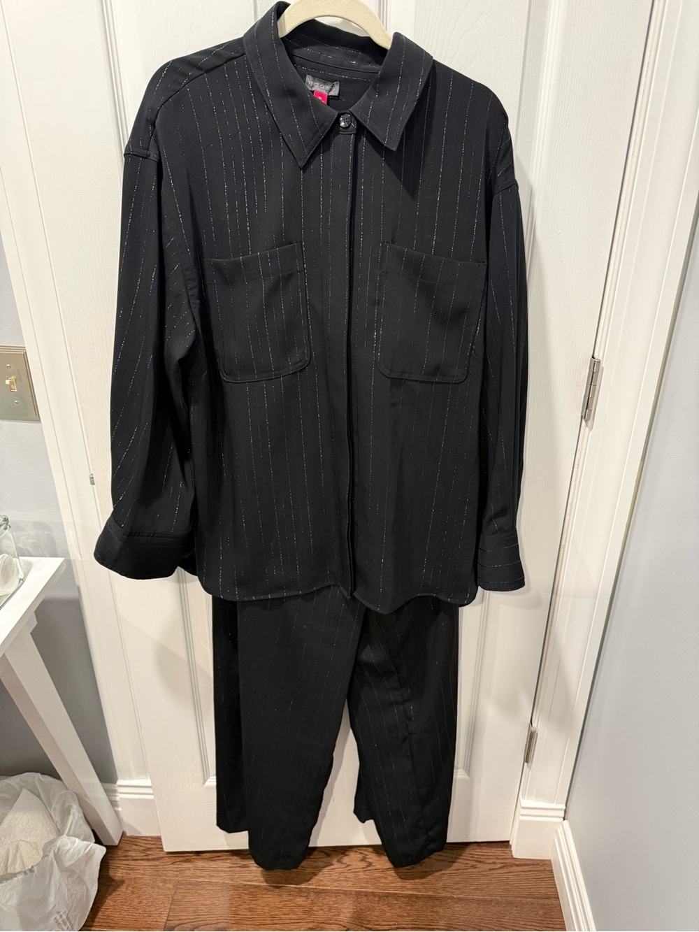 Vince Camuto Black Two-Piece Set